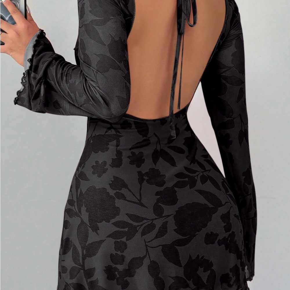 Elegant Black Floral Open-Back Maxi Dress